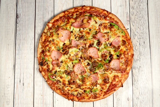 Highlights, Sylvester's Pizza