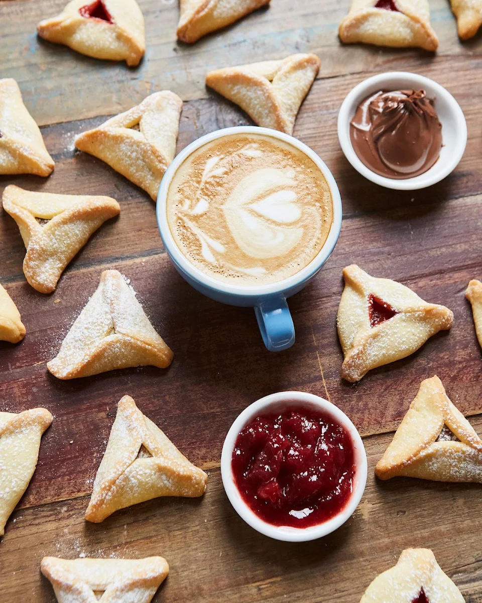 Hamantaschen, Dana Patisserie