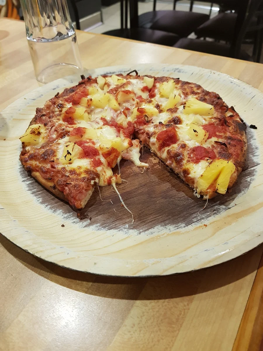 Aussie Pizza, Jailhouse Rock Pizza