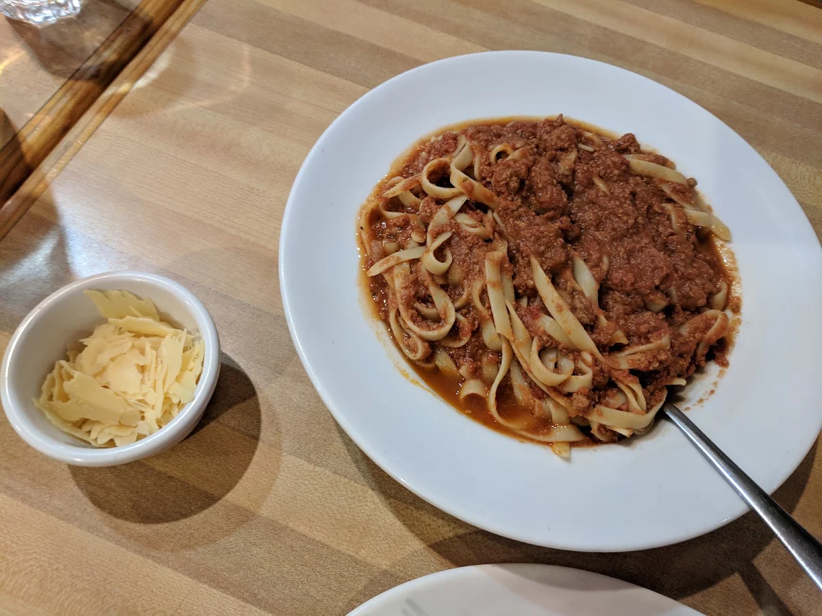Spaghetti Bolognese, Jailhouse Rock Pizza