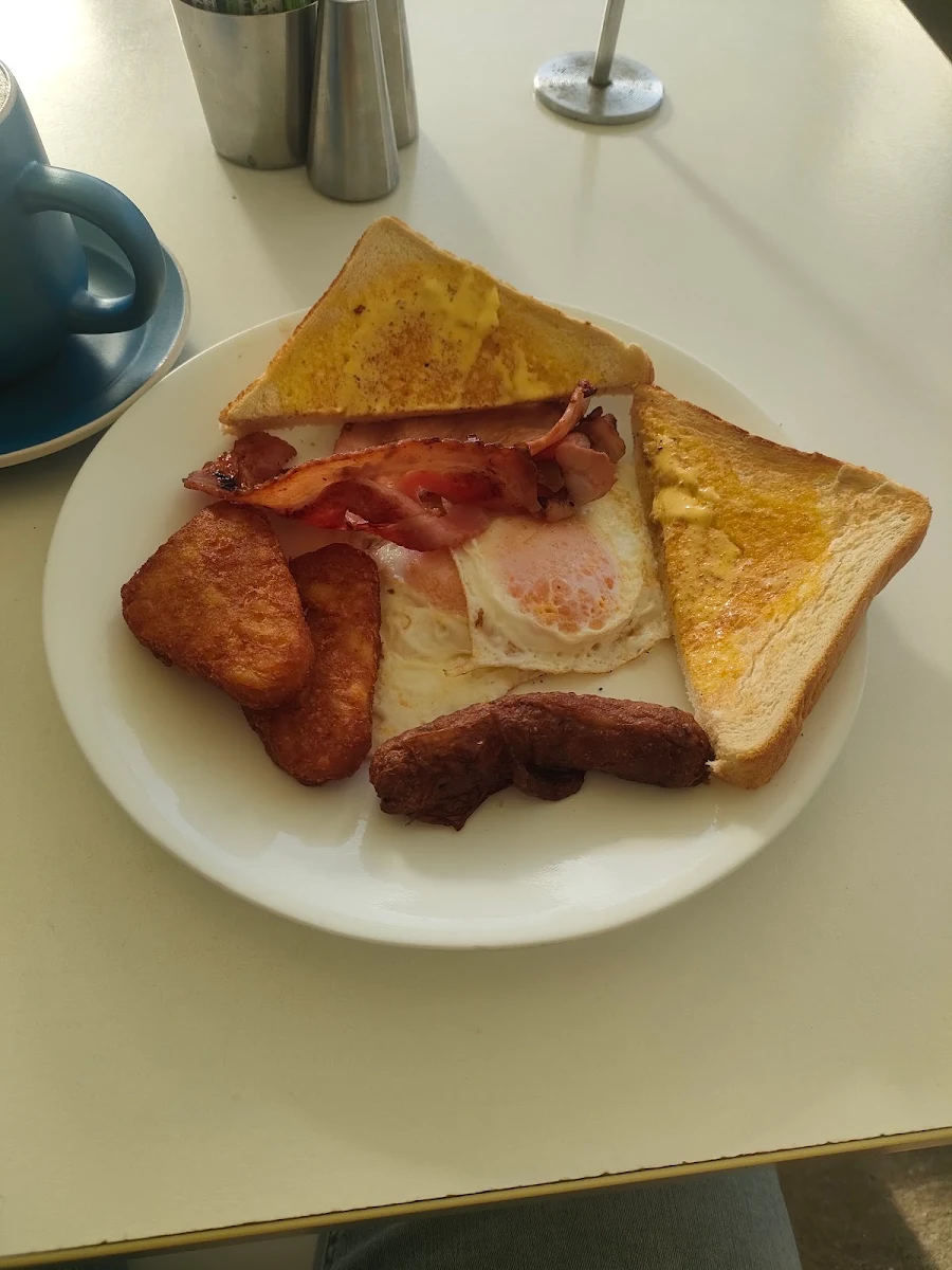 Bug Breakfast, Cafe Gold Coast