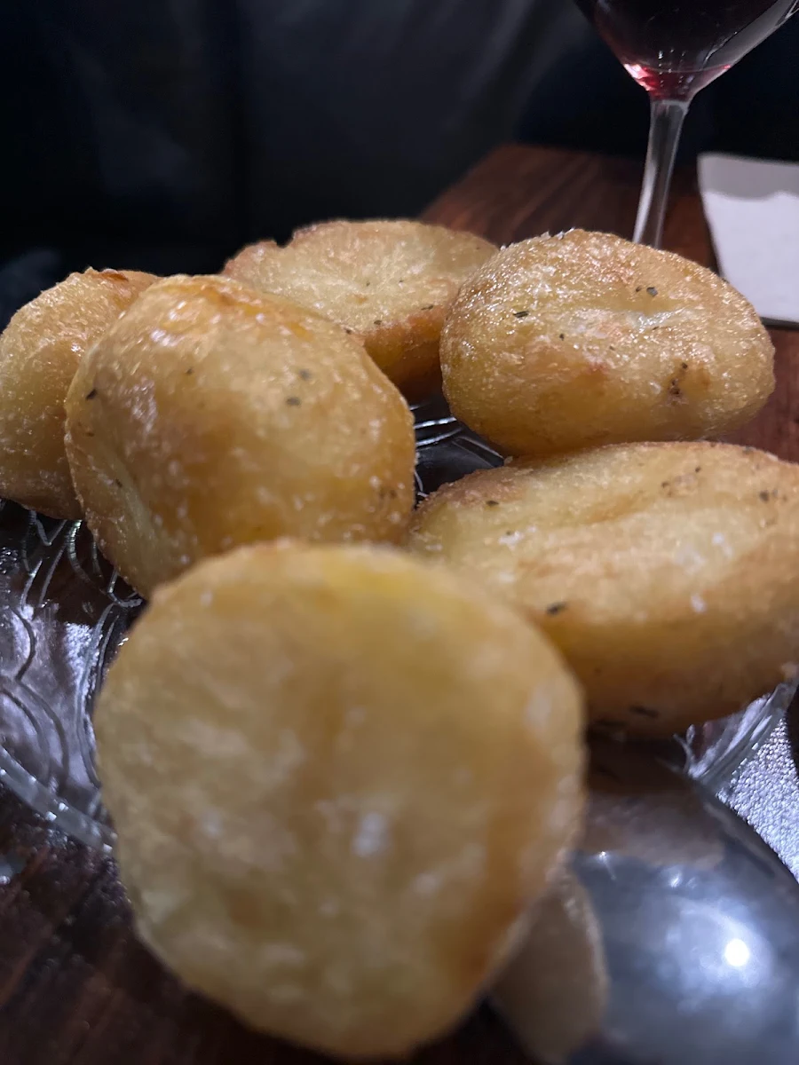 Highlights, Myrtle Wine Bar