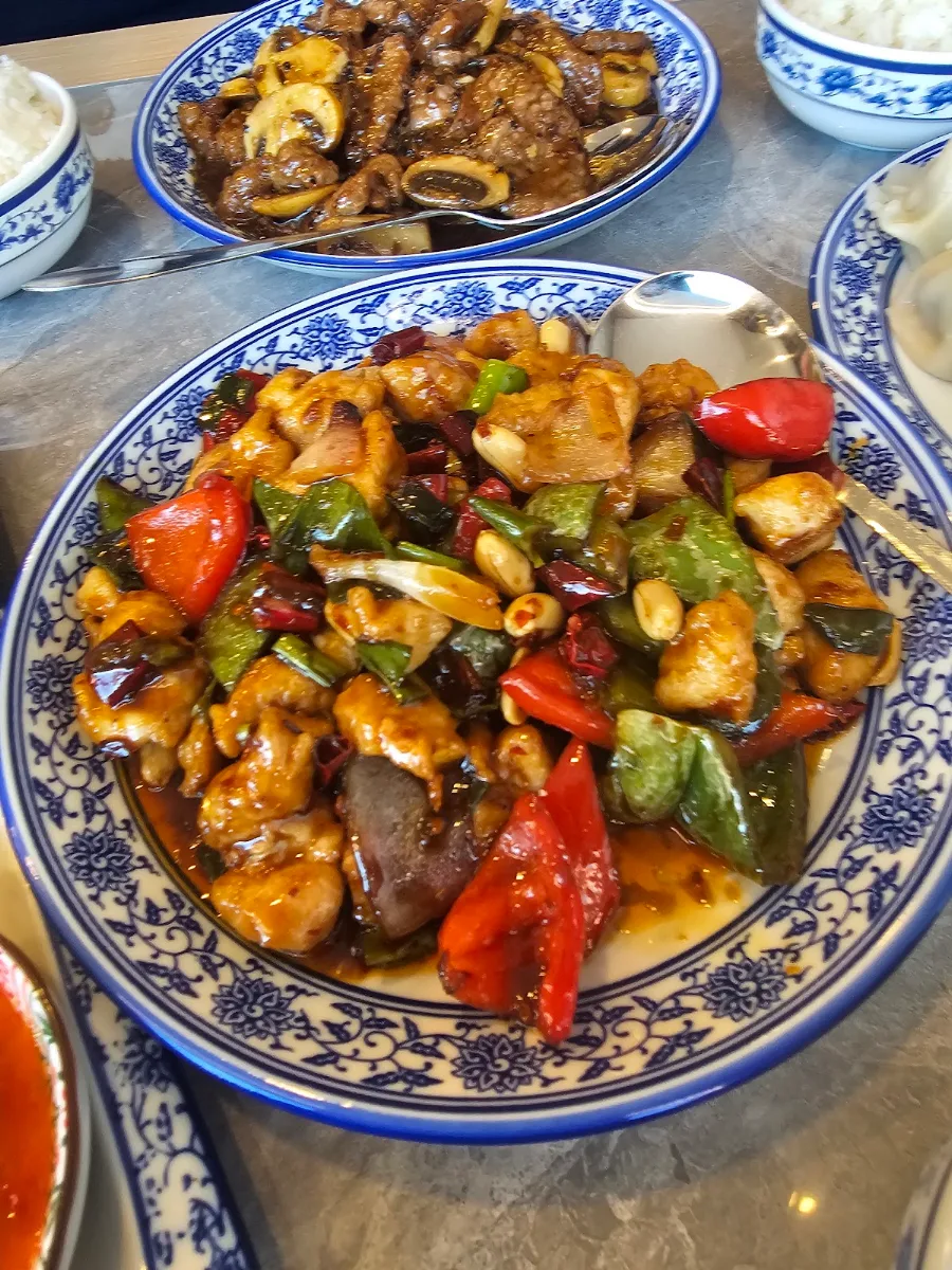 Highlights, Qin’s Lanzhou Beef Noodle (Halal) East Victoria Park 秦伟伟兰州牛肉面