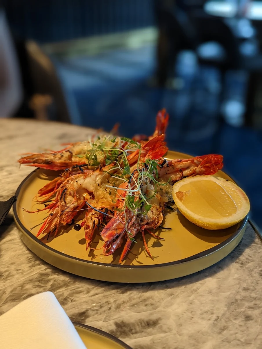 Prawn, CIRQ Rooftop Bar & Lounge