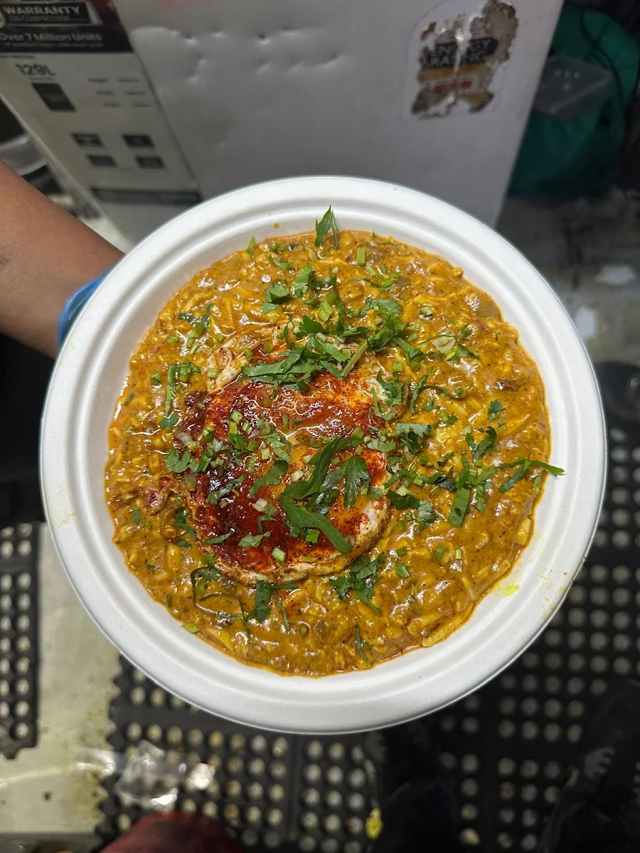 Highlights, Parth Omelette Centre