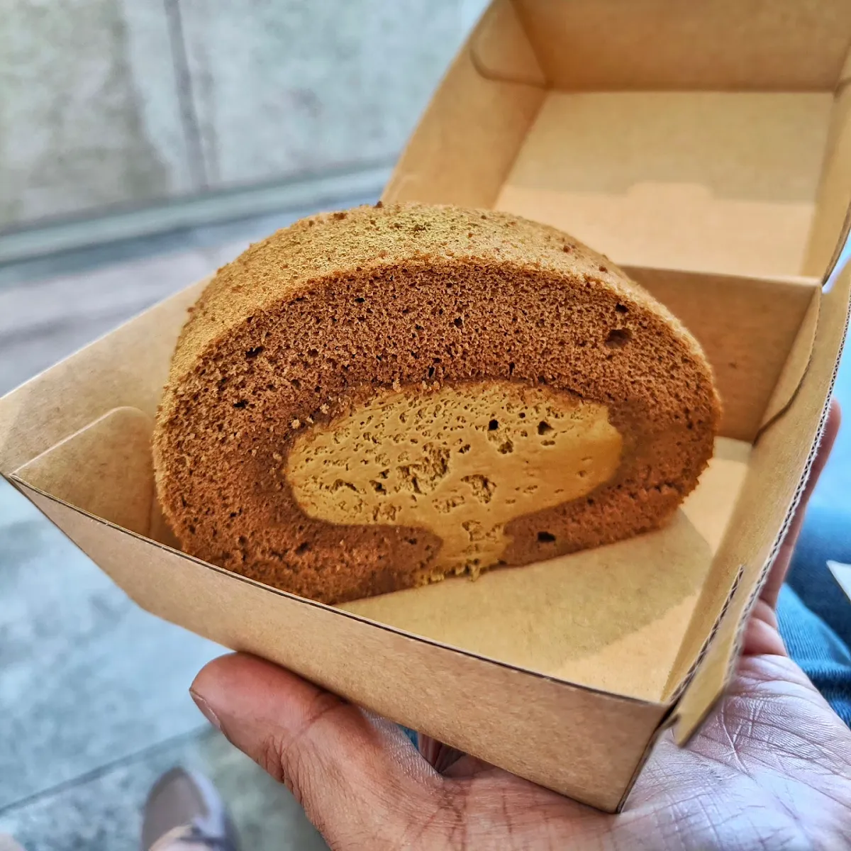 Hojicha Swiss Roll, Cre Asion
