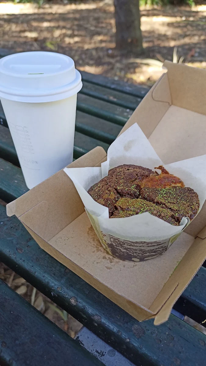Matcha Muffin, Cre Asion