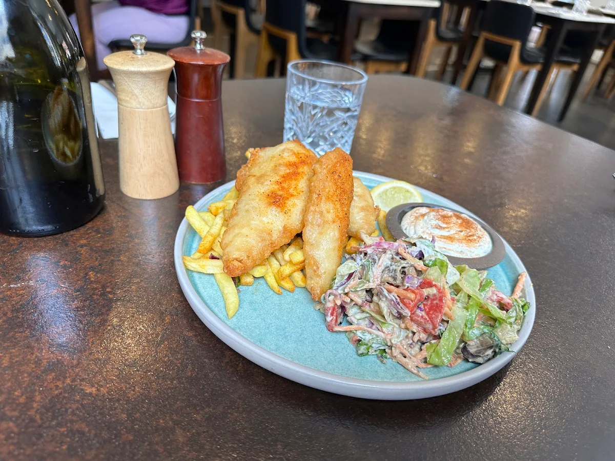 Beer Battered Flakefish & Chips, Stock Market Cafe