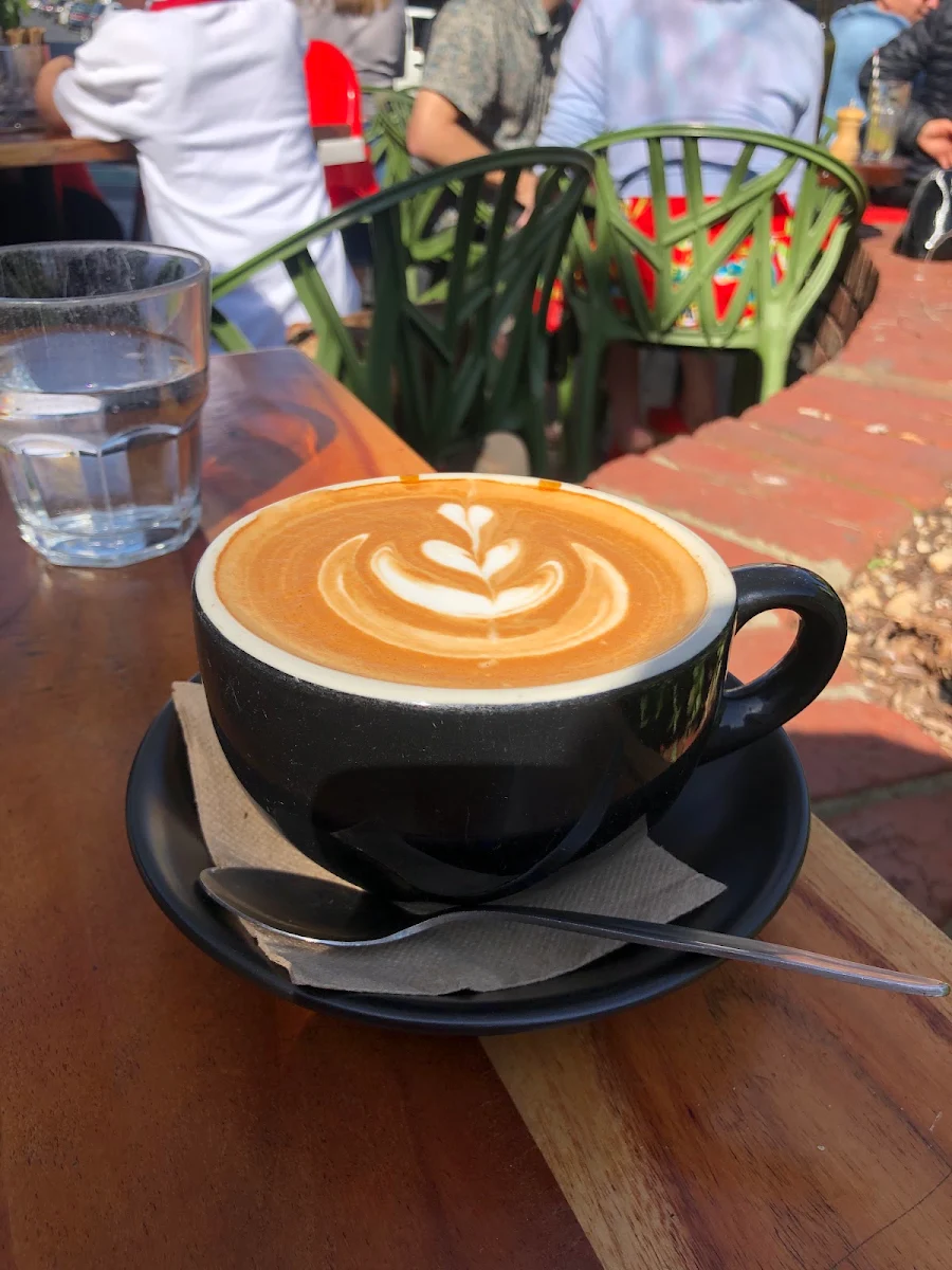 Coffee, Tusk On Chapel