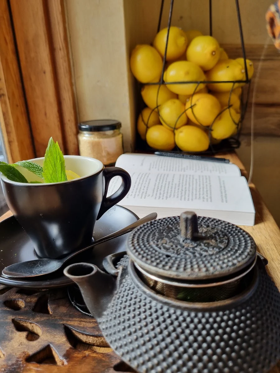 Lemon and Mint Tea