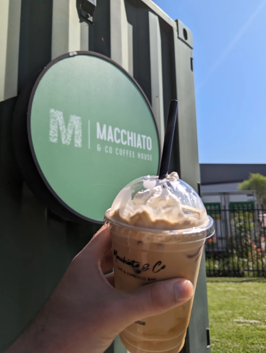 Iced Coffee, Macchiato & Co Casula