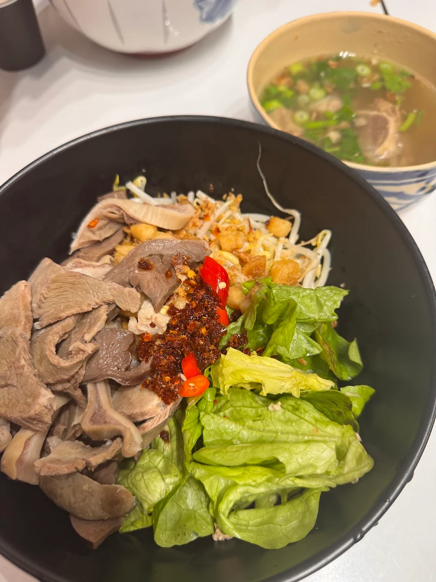 Highlights, Hủ Tíu 51