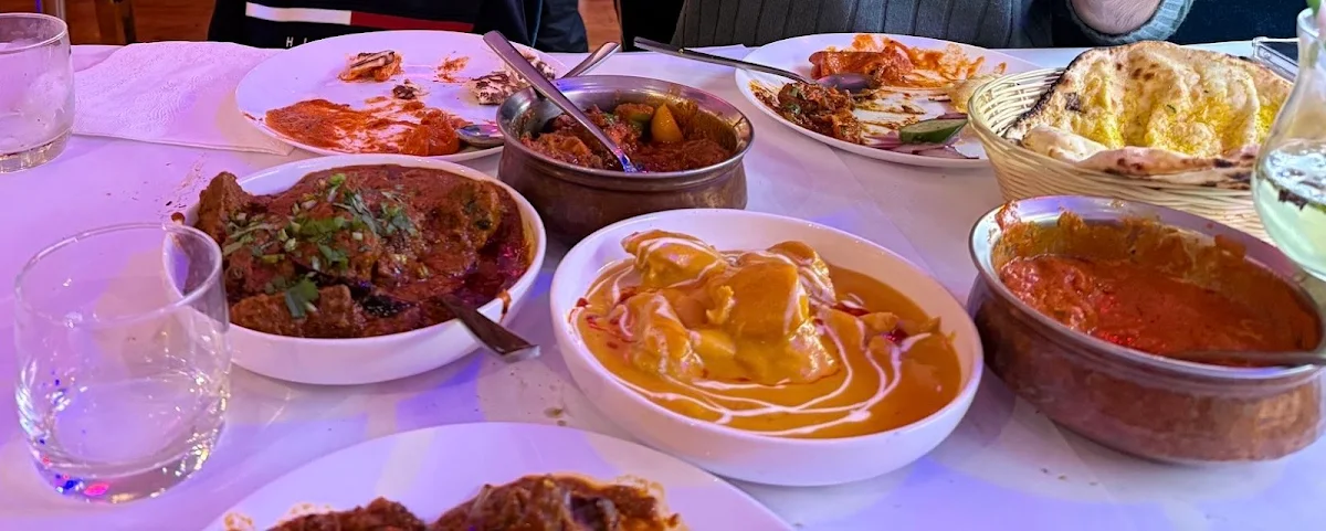 Highlights, DAAWAT INDIAN RESTAURANT - NORTH RICHMOND