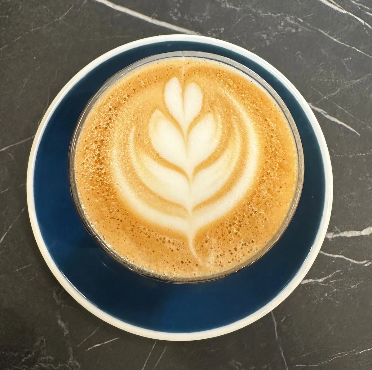 Flat White, Lexi's Cafe & bar