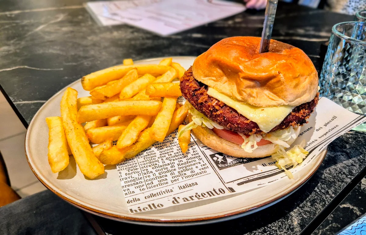 Vegan Burger, Lexi's Cafe & bar