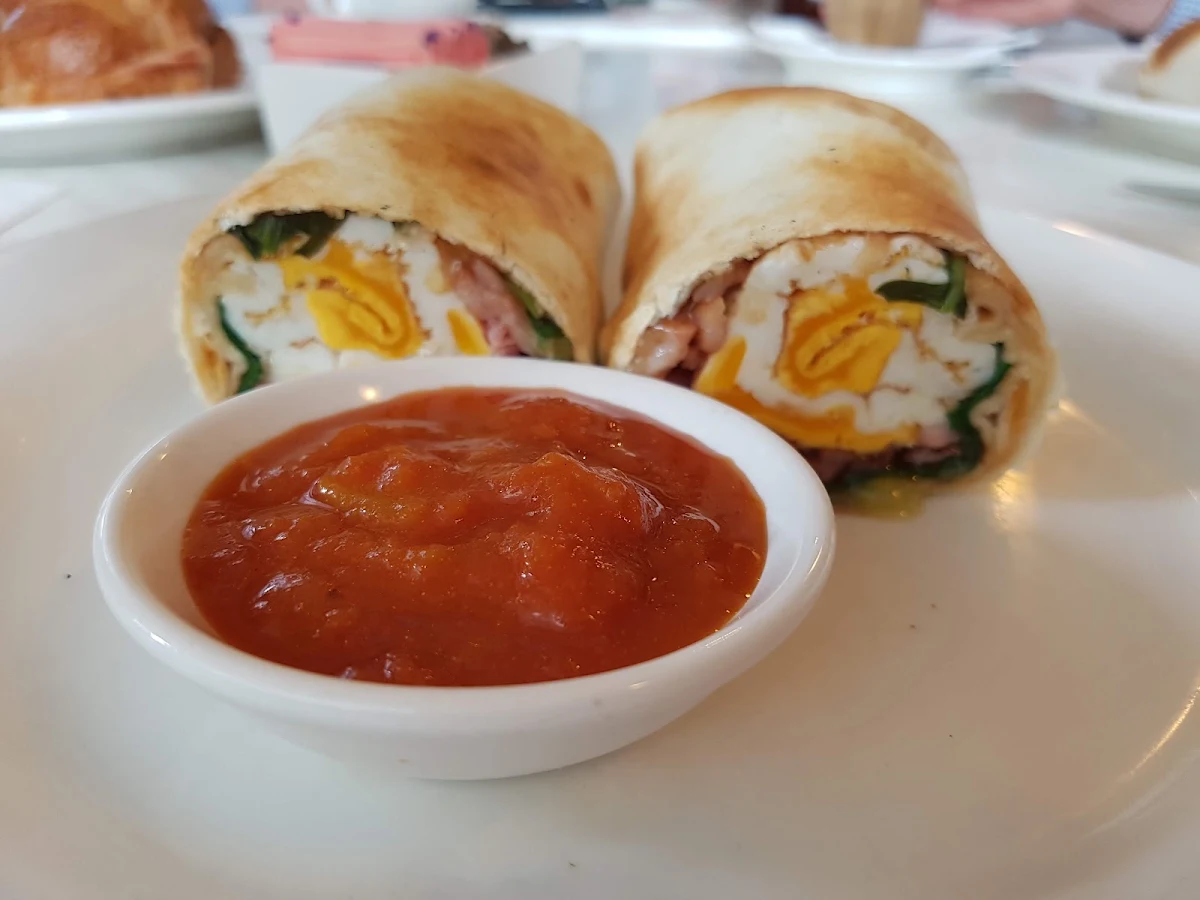 Breakfast Wrap, Dôme Café - Westralia Plaza