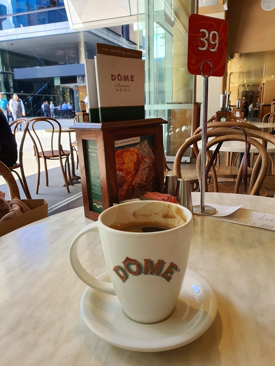 Long Black Coffee, Dôme Café - Westralia Plaza
