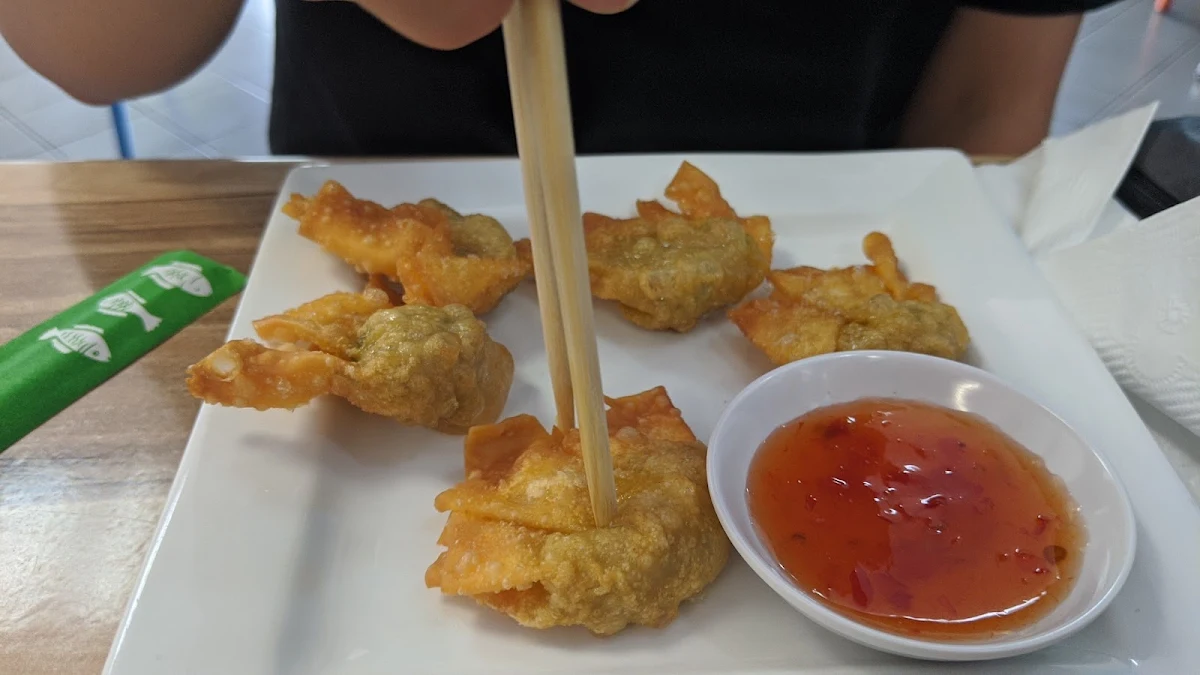 Crispy Pork & Shrimps Wontons