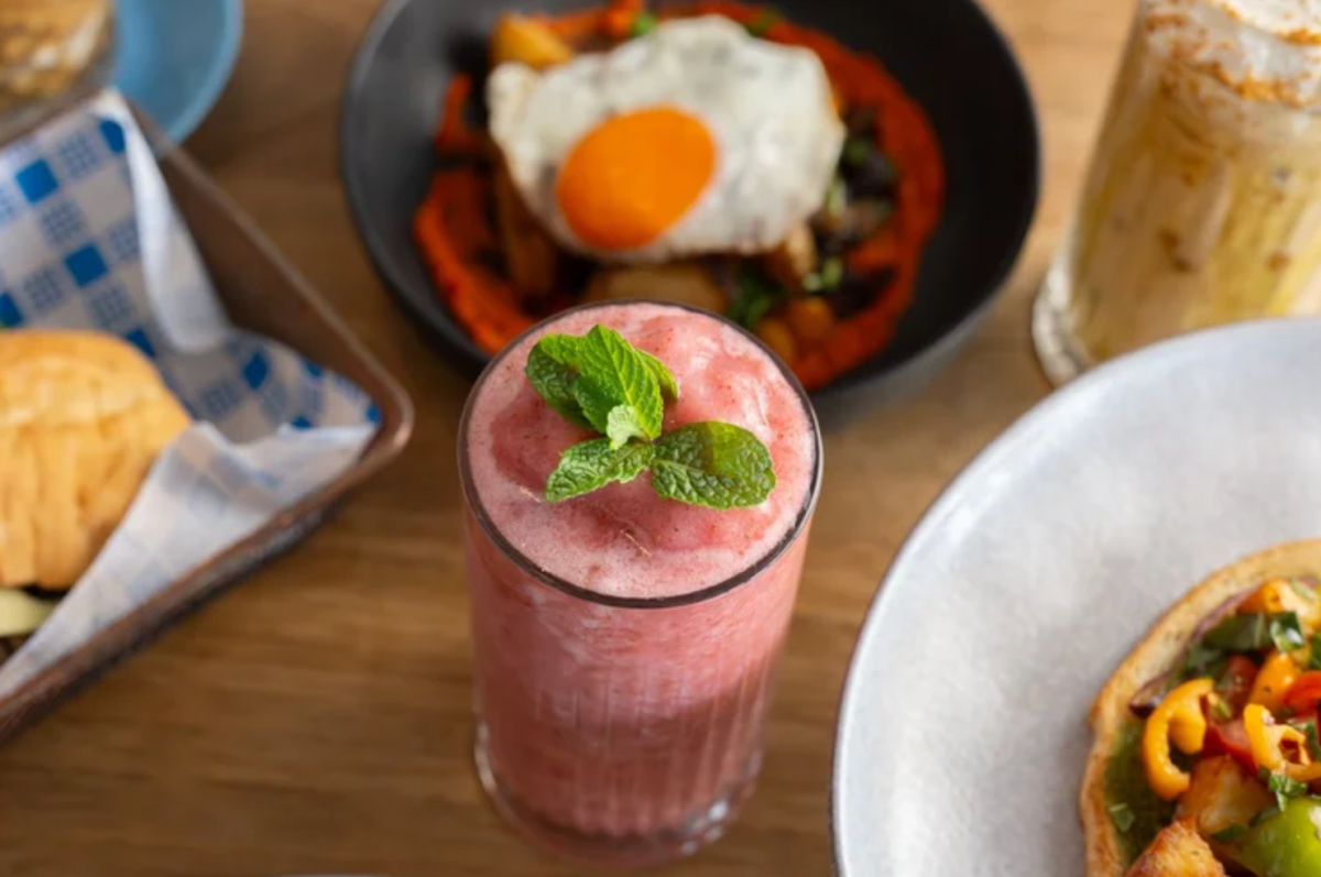Highlights, Moon & Co Cafe