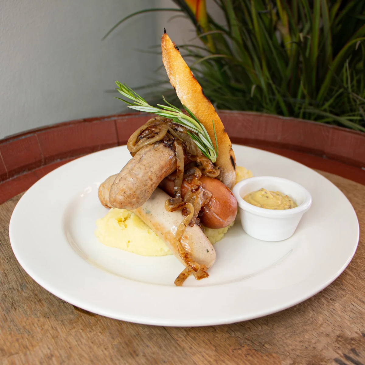 Highlights, Hub Dining