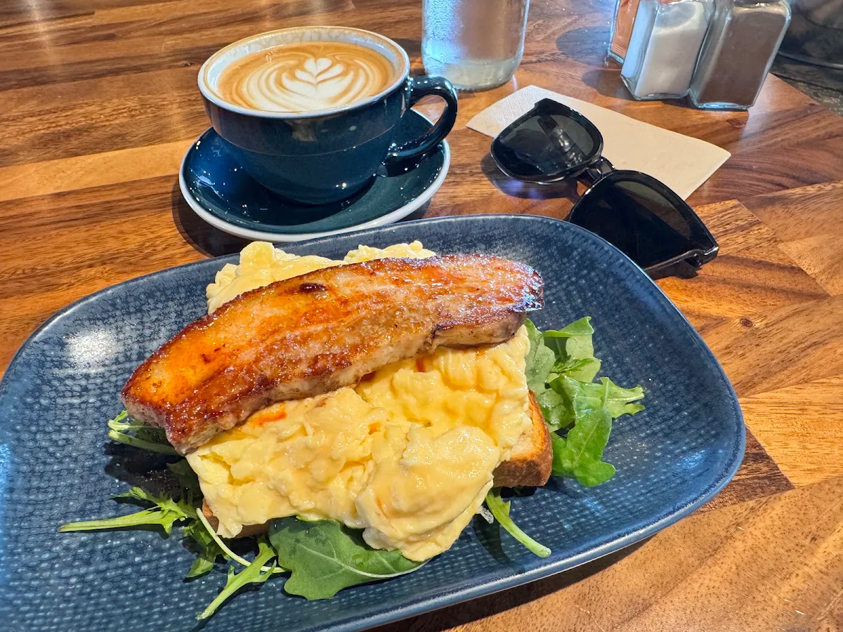 Highlights, Cloud Eleven Restaurant