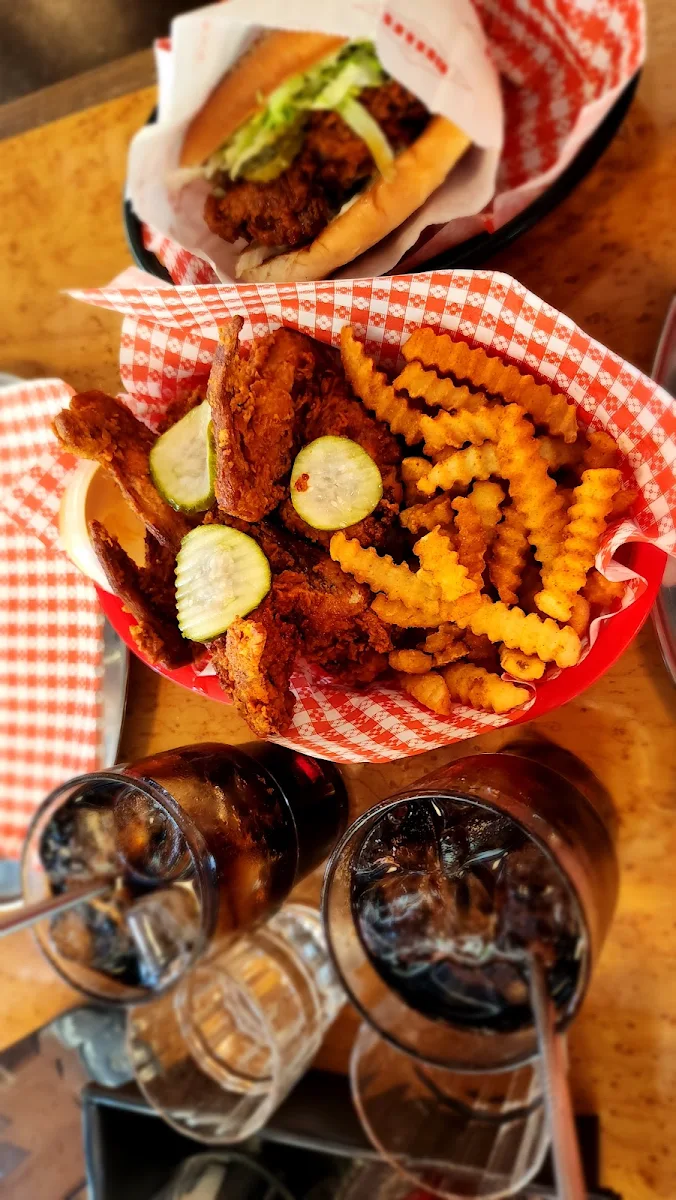 Hot Wings, Belles Hot Chicken Circular Quay
