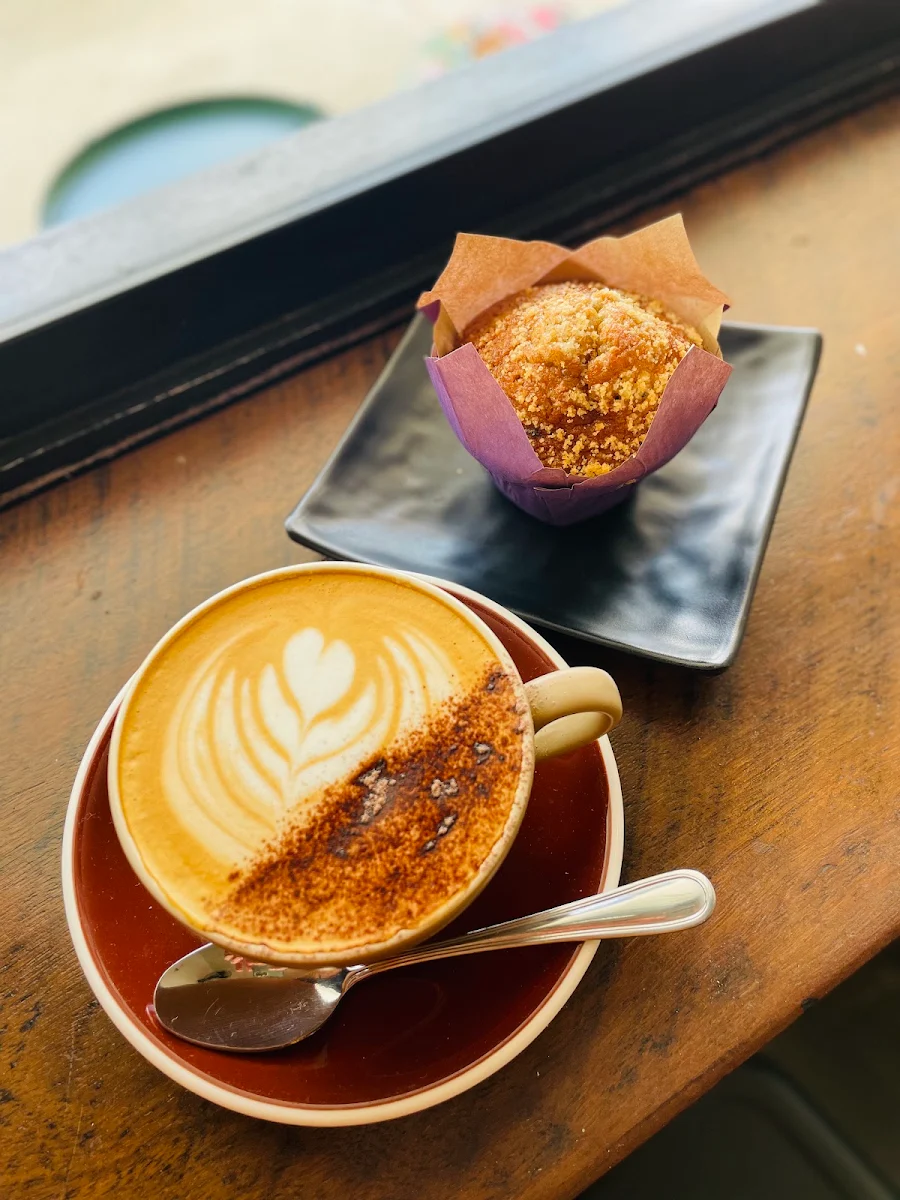 Highlights, Klin-i Cafe'&Thai Kitchen