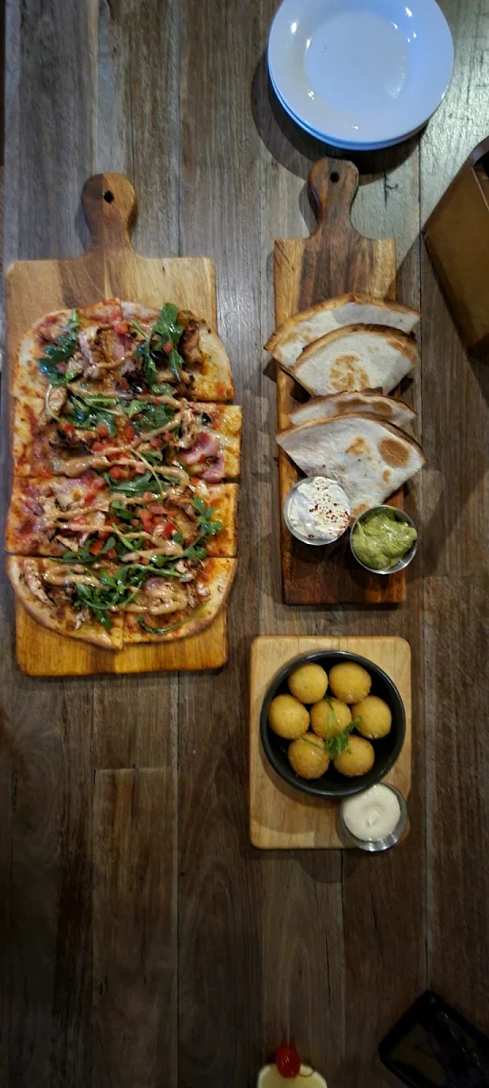 Flatbread V DF, The Stoned Crow