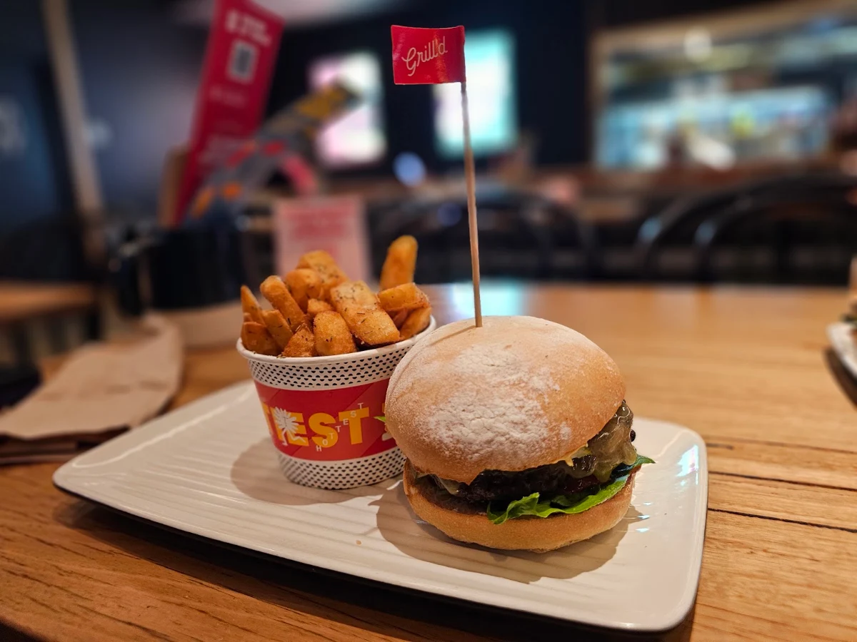 Famous Grill'd Chips, Grill'd Burgers - Bundoora