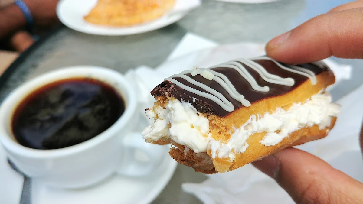 Chocolate Eclair, Mount Dandenong Bakery