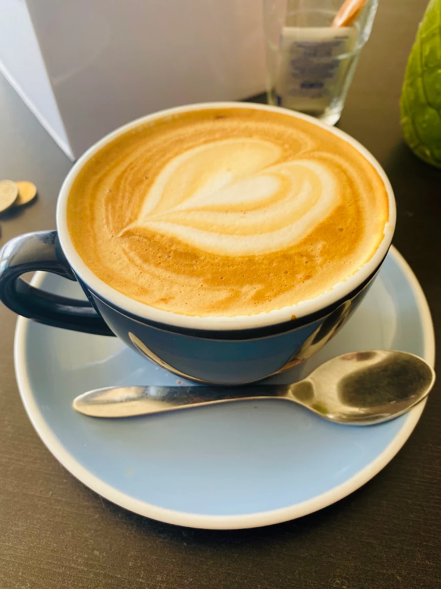 Flat White Coffee, The Lookout Cafe