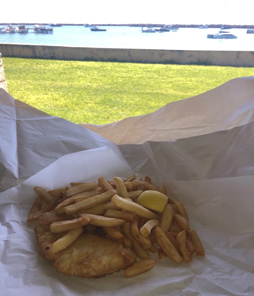 Highlights, Port Store Take Away & Deli