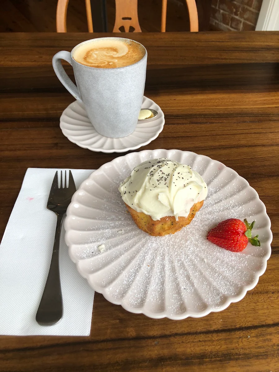 Orange & Poppy Seed Cake