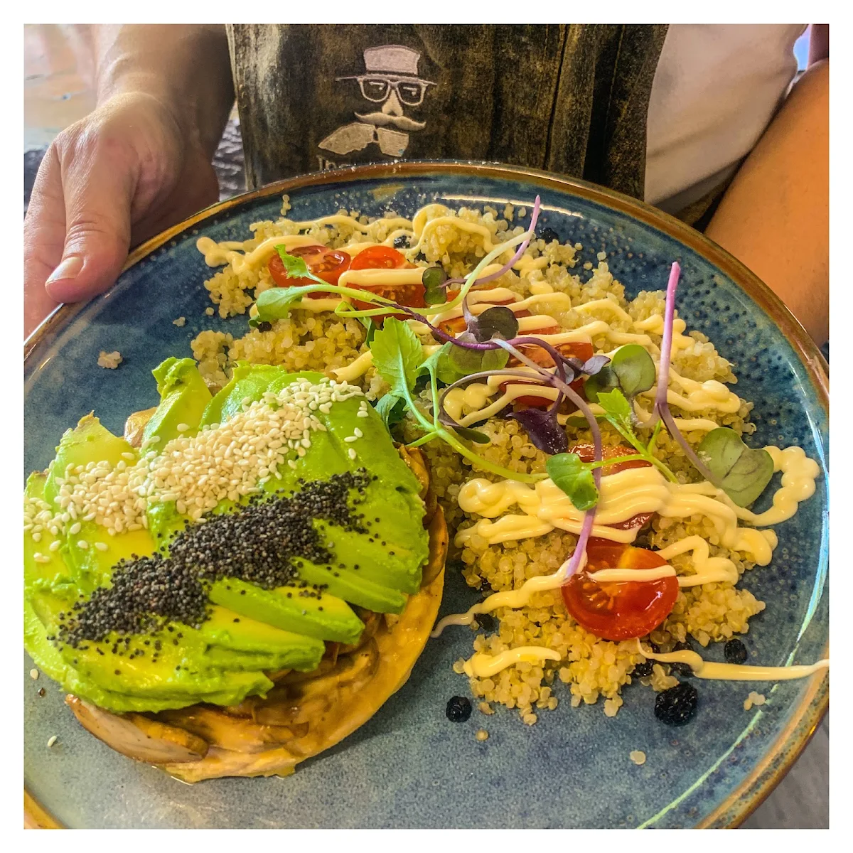 Avo Stack, Incognito Cafe