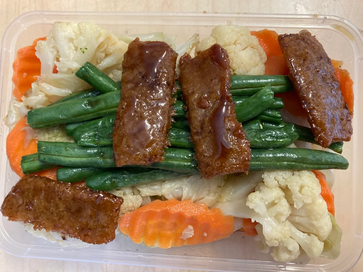 9 Cauliflower Green Beans & Carrots with Soya Mock Meats