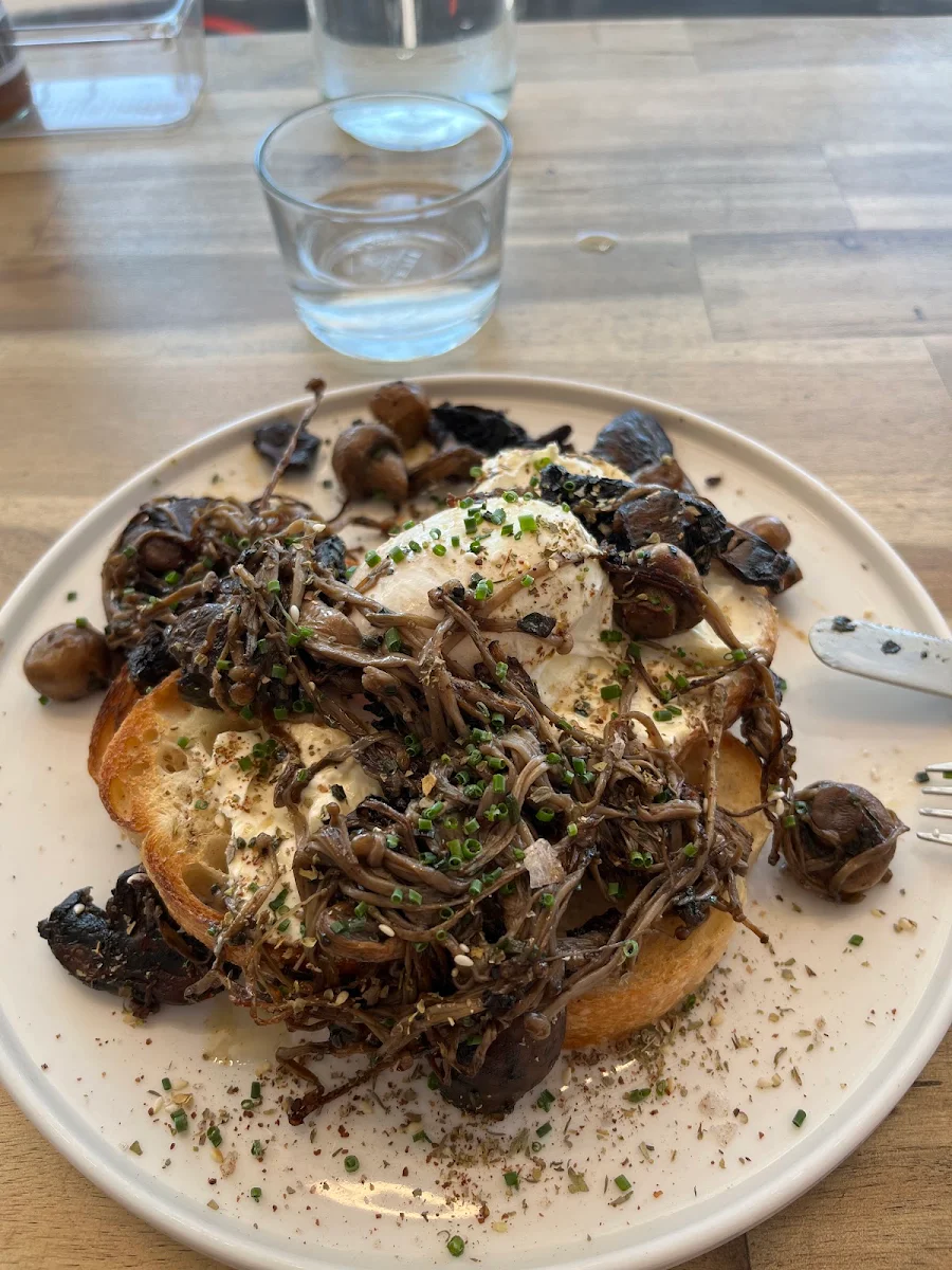 Mushies on Toast