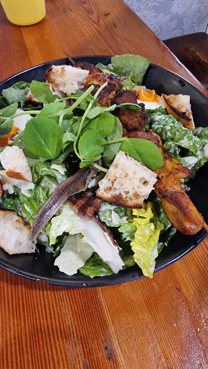 Ceasar Salad with Chicken and Anchovies