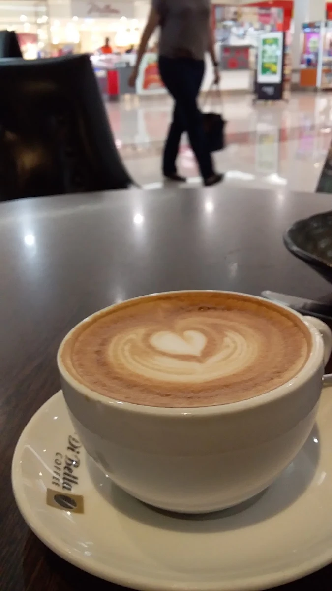 Flat White, Chatterbox Cafe & Lounge Bar