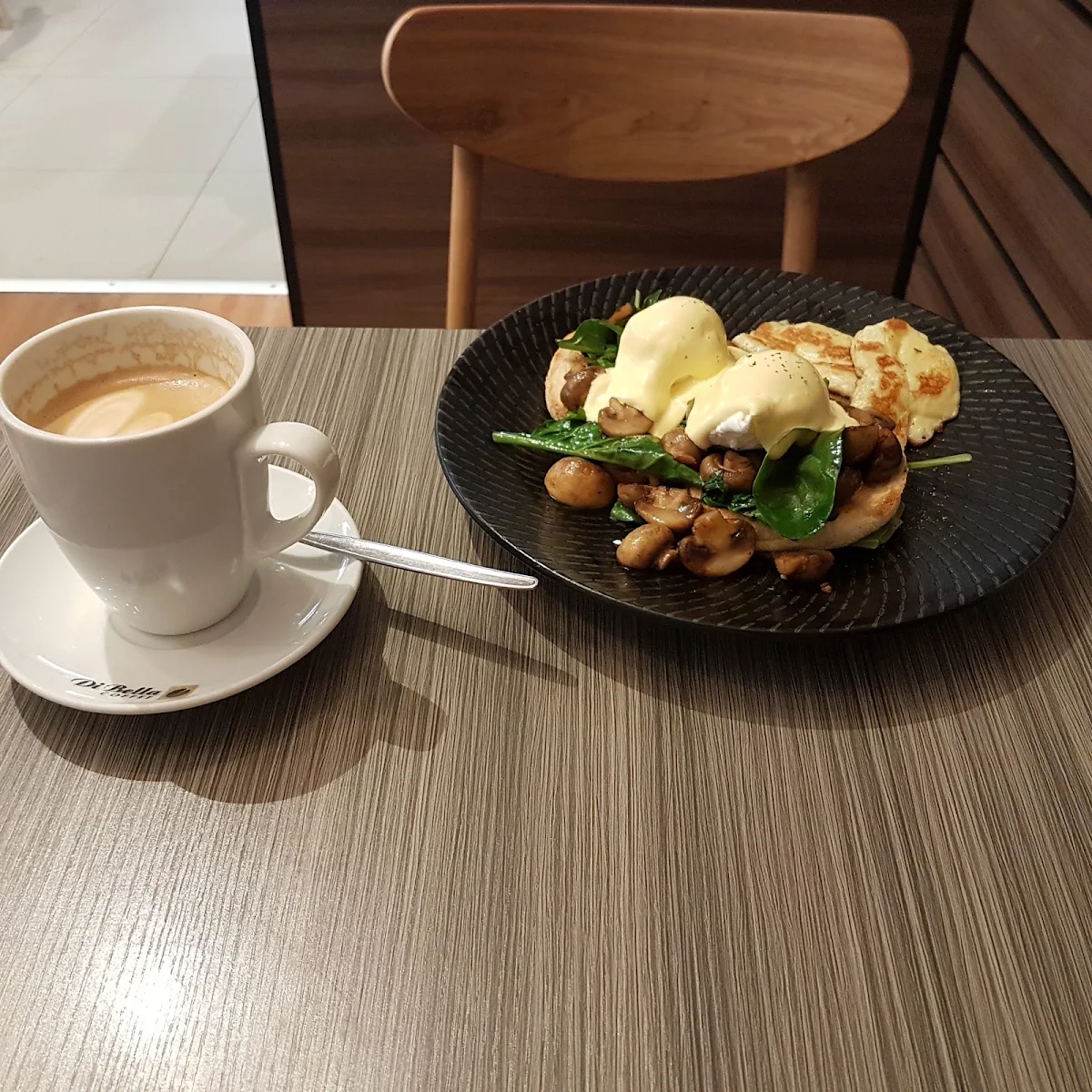Highlights, Chatterbox Cafe & Lounge Bar