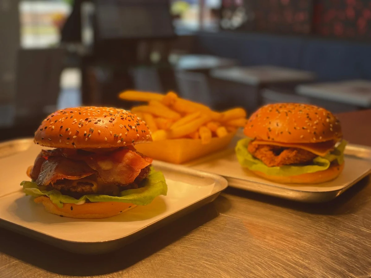 Highlights, On It Burgers