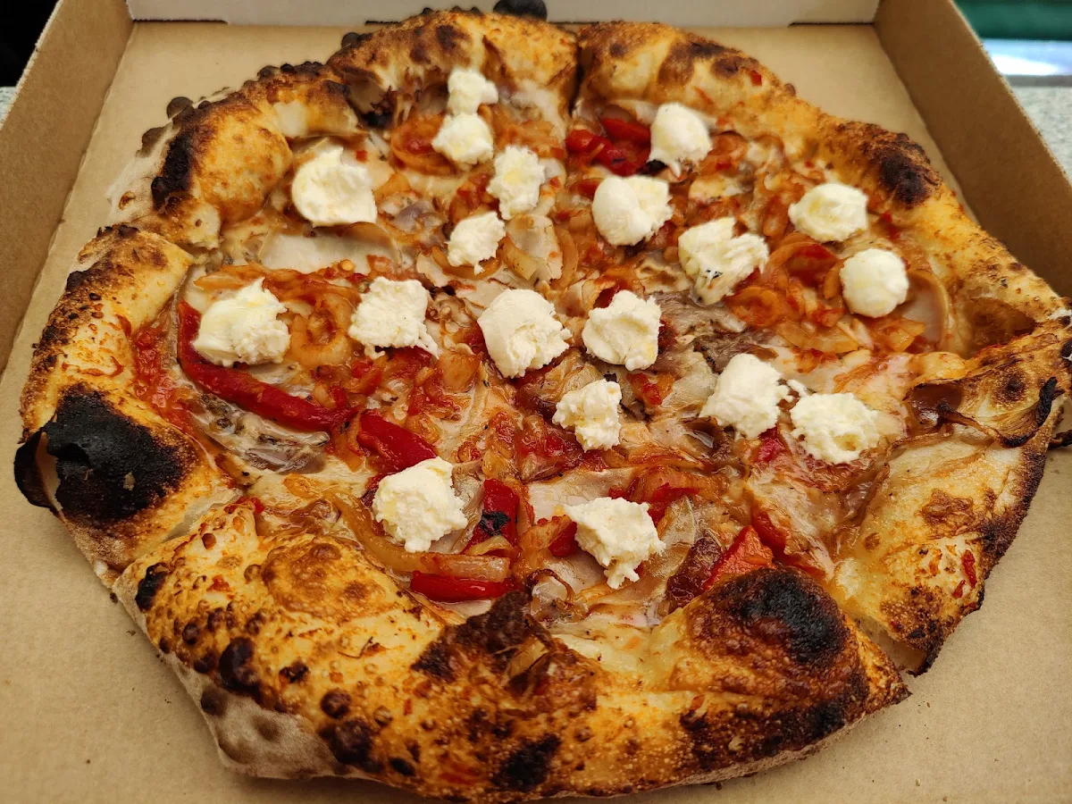 Highlights, Fired Up Pizza