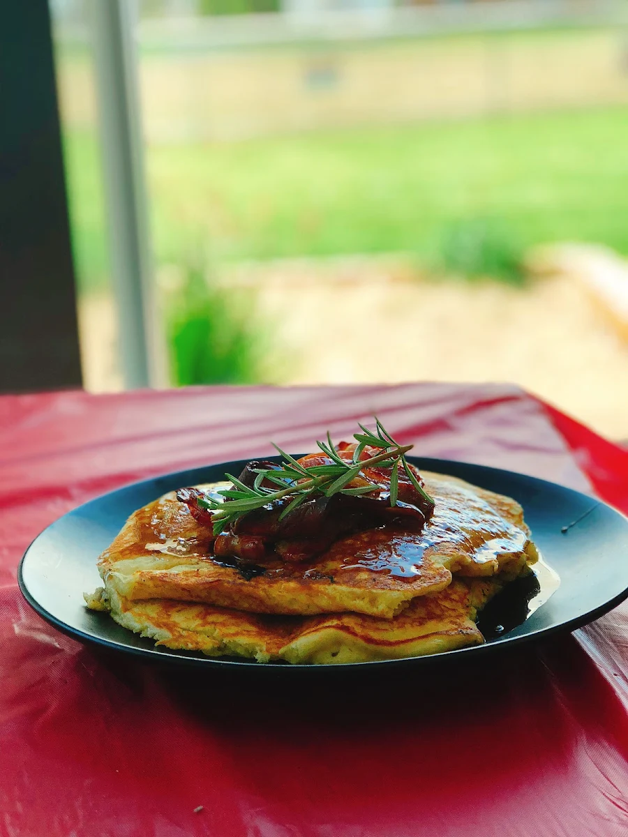 Highlights, Dish Cafe