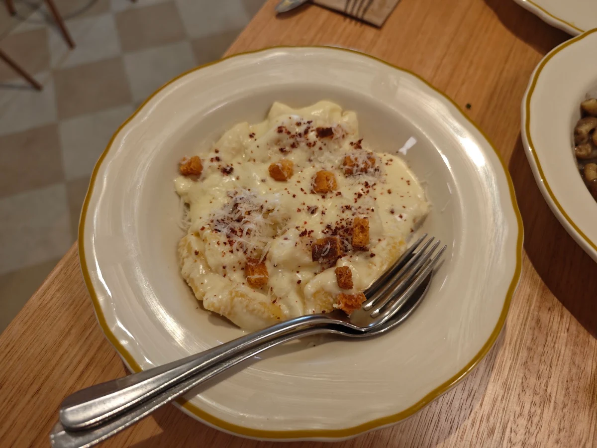 Macaroni, Pastarami
