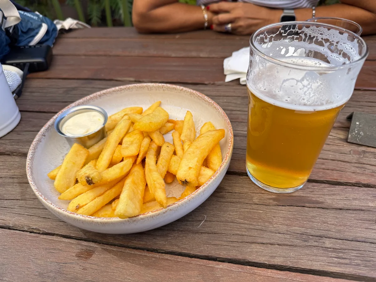 Highlights, Baskerville Tavern