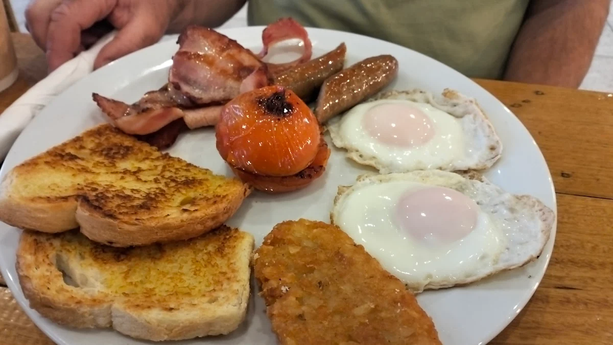 Big Breakfast, RUSHDALE'S CAFE