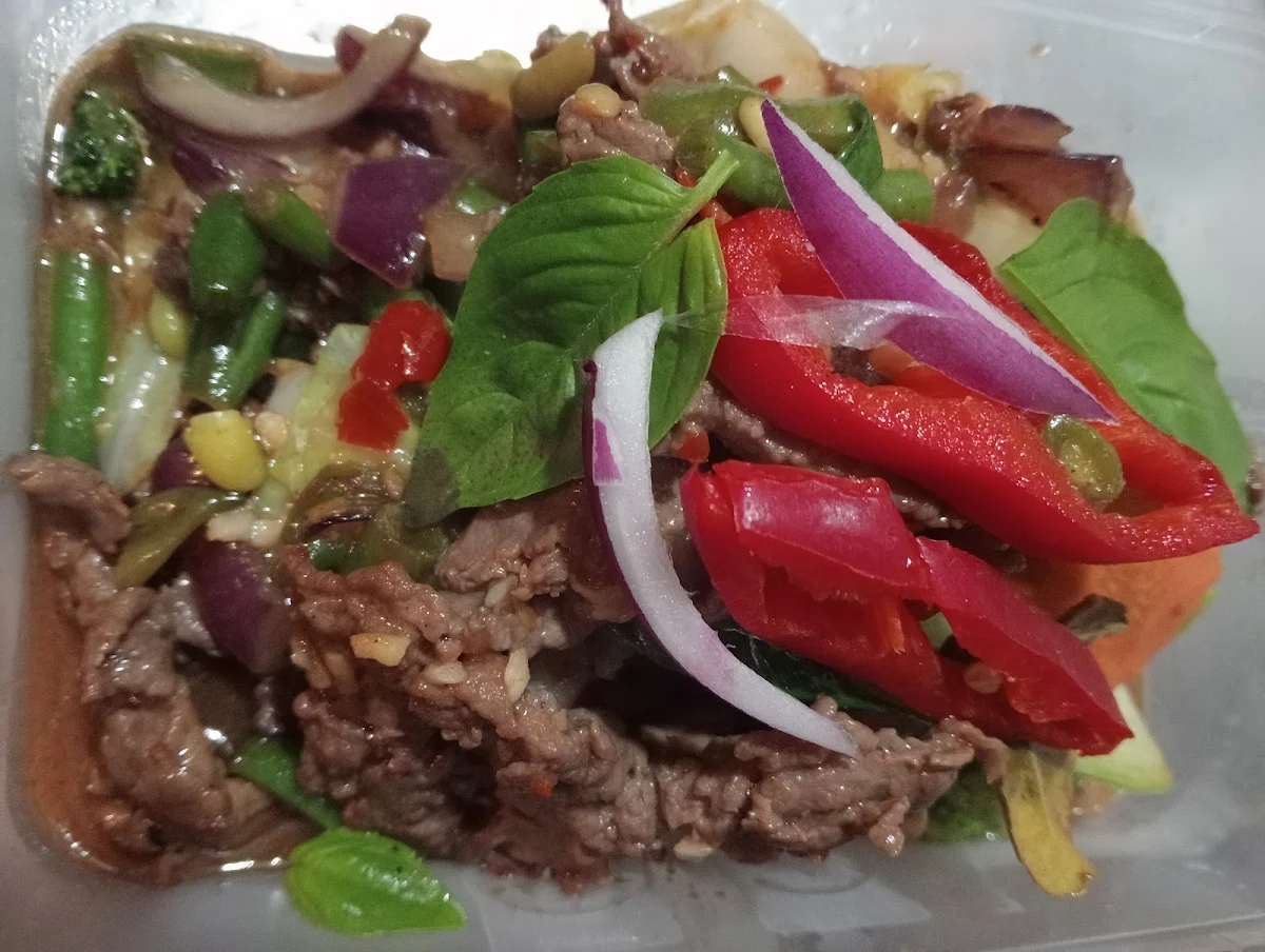 Basil Chilli Beef, Tom Yum Thai Cuisine - Balaclava