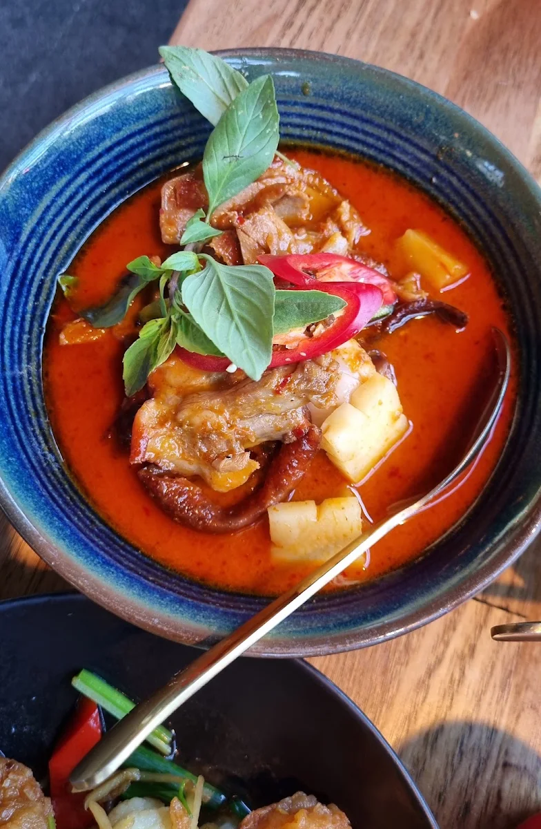 Roast Duck Curry