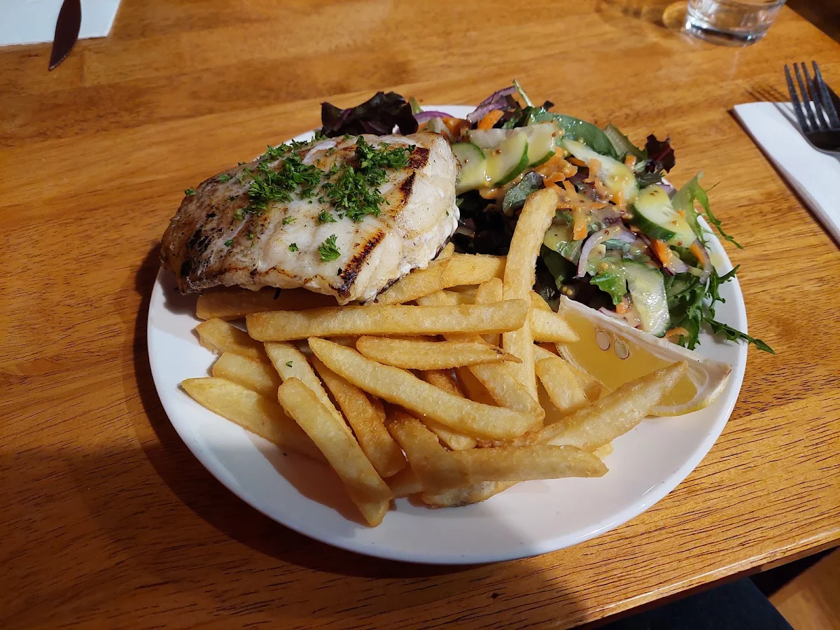 Highlights, Tannin Restaurant