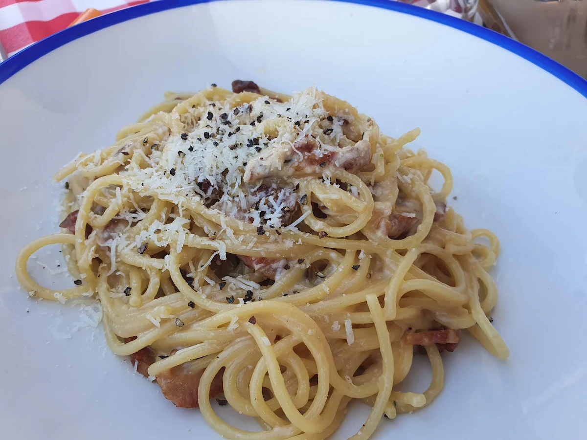 Carbonara, Piccolo Trattoria