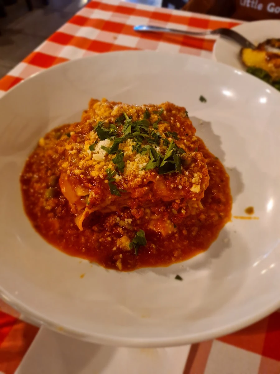 Lasange, Piccolo Trattoria